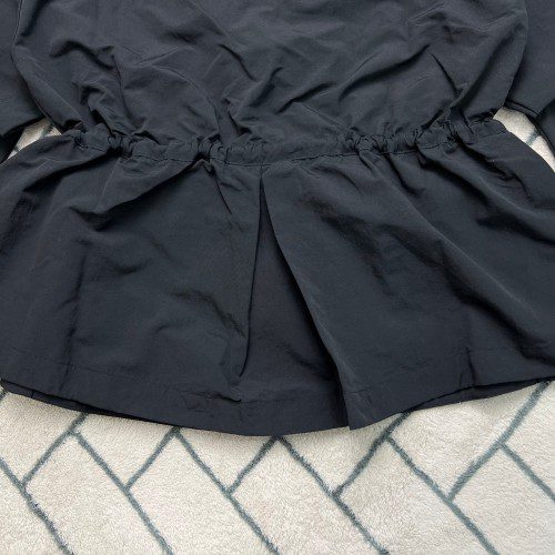 나이키 여자 런닝 롱 바람막이 애플로고 우븐 크링클 자켓 HV8727